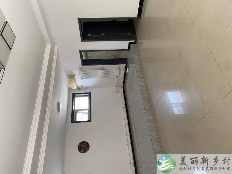 独院出租位于潮白河畔二层小楼带屋顶花园和车库，适合办公、会所、居住休闲