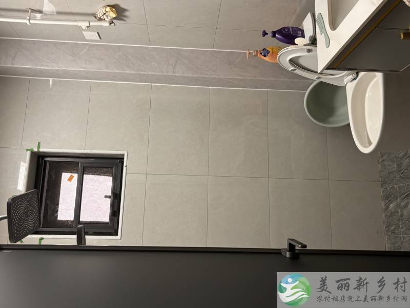 桥梓镇二层自建房出租