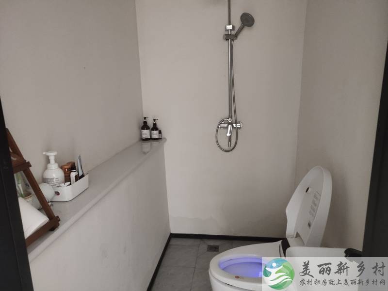 怀柔区旭东靠山临水拎包入住整院出租