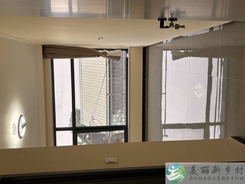 桥梓镇二层自建房出租