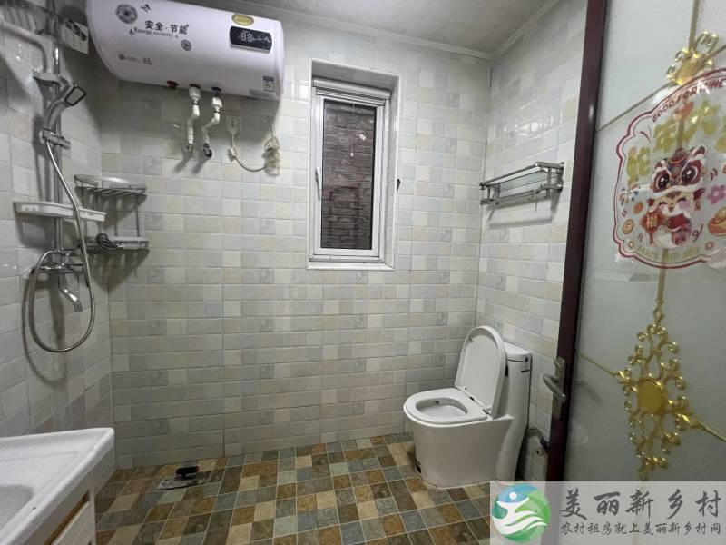 李遂封顶院子，车能进院