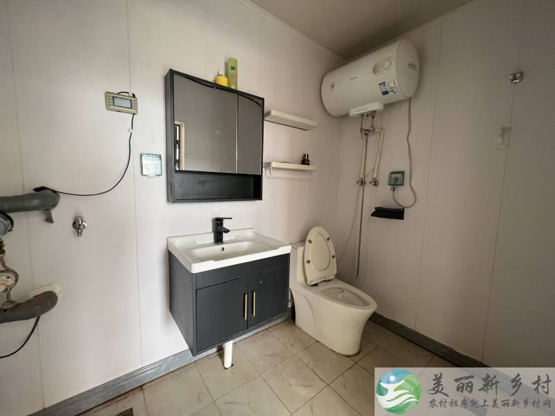 南彩新房小院，车能进院，种菜养花，长租优先