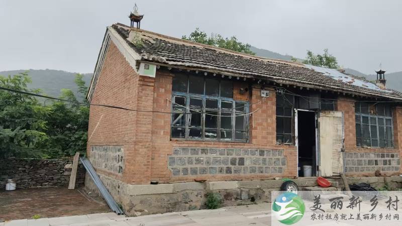 大石庙镇鸡冠山村独院房屋出租