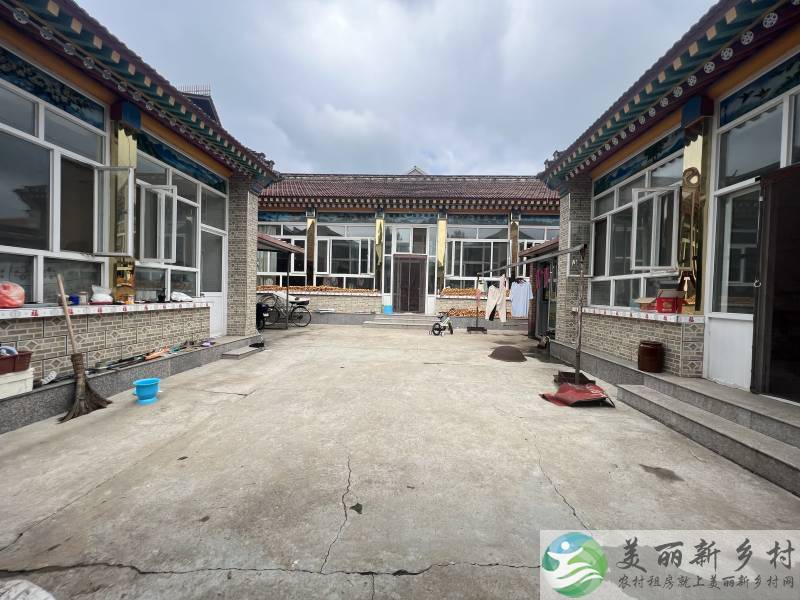 北务中式三合院，门口宽敞，民水民电