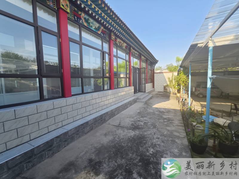 顺义赵全营~4室两卫，邻村边，门口好停车能进院
