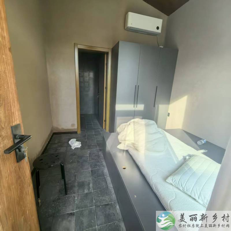 北京延庆农村院子-山林茅草意境十卧室民宿大院出租