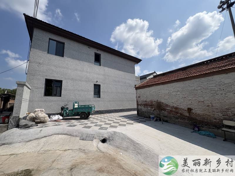 舞彩浅山旁 龙湾屯镇龙湾屯村三层自建房首次出租