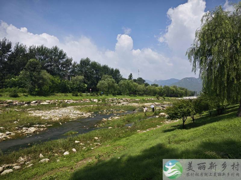 房山大石窝镇云居寺旁二层小楼带小院出租
