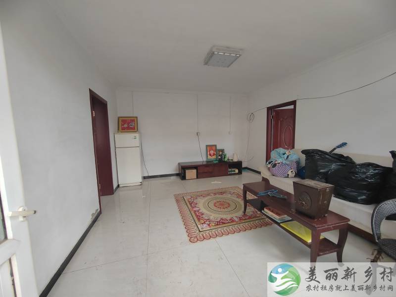 水长城景区院内有大树的稀缺大院-拎包入住