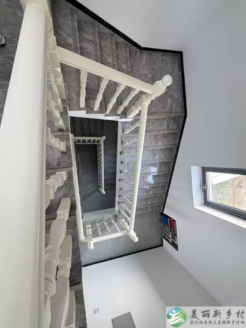 北石槽镇下西市村 -新建二层联排楼房出租