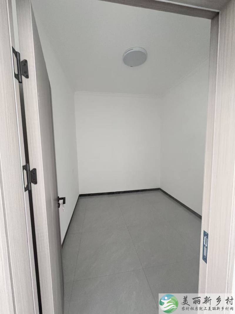北石槽镇下西市村 -新建二层联排楼房出租