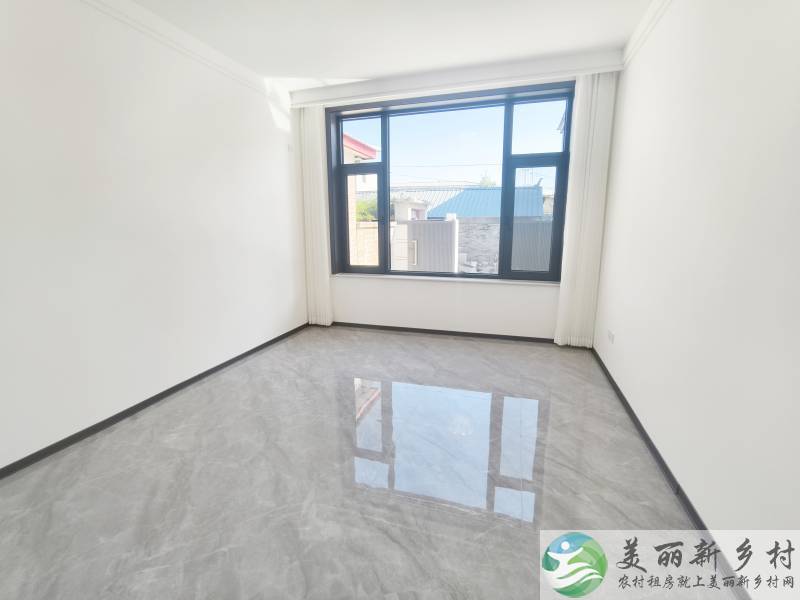 顺义区赵全营~精装修，客厅镂空。