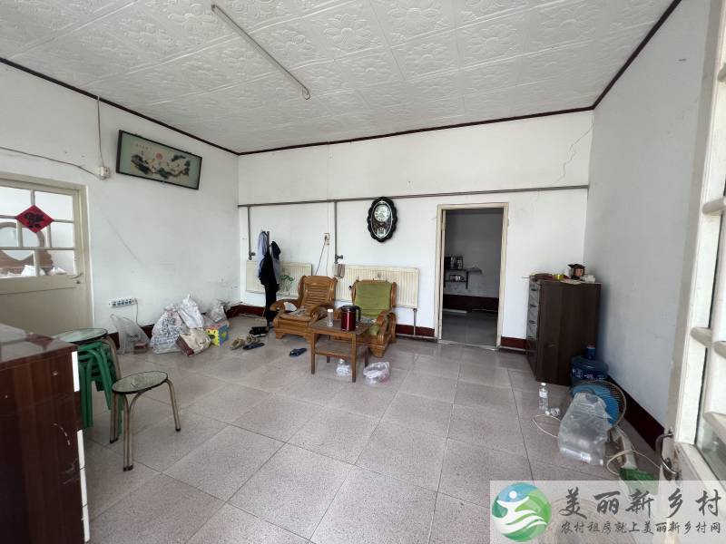 李桥镇，正房有卫生间，厢房全新