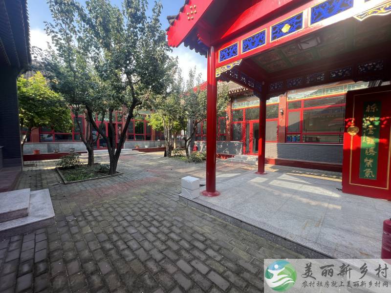 顺义李桥中式三合院，院内可以停车