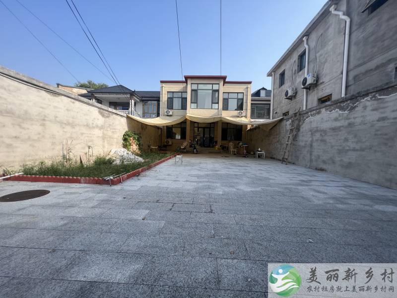 李桥二层别墅，车能进院，能种菜