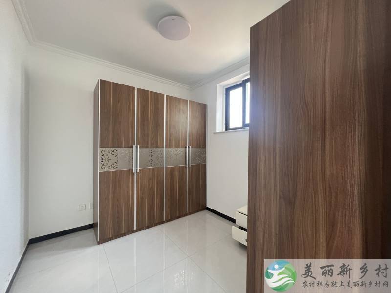 顺义李遂，二层独栋，院子外面有菜地