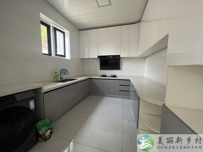 顺义李遂，二层独栋，院子外面有菜地