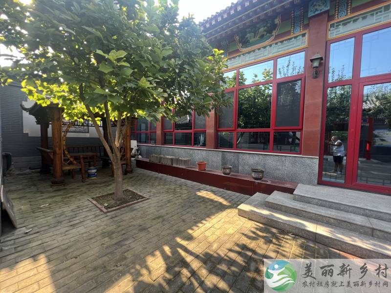 顺义李桥中式三合院，院内可以停车