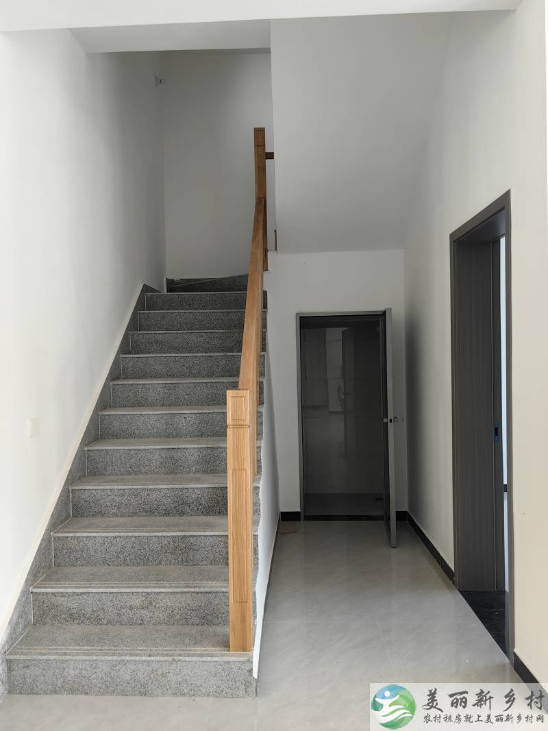 5分钟上京承——北京市顺义区高丽营镇自建精装二层别墅整体独院首次出租-全新房