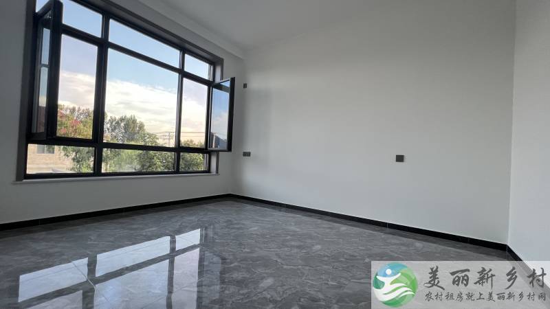 顺义北小营镇新院别墅-紧邻白马路五室两厅，门口停车场