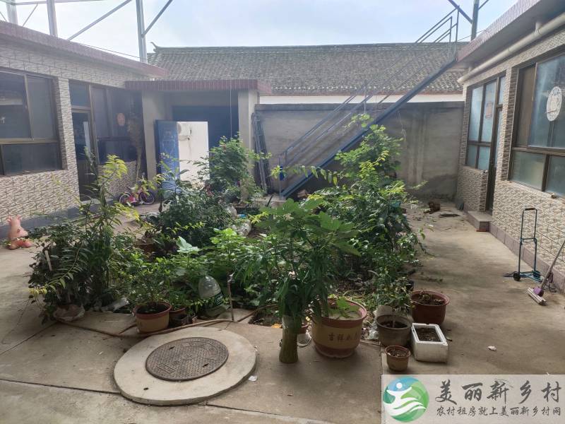 怀柔区坤鹏靠山临水大院出租