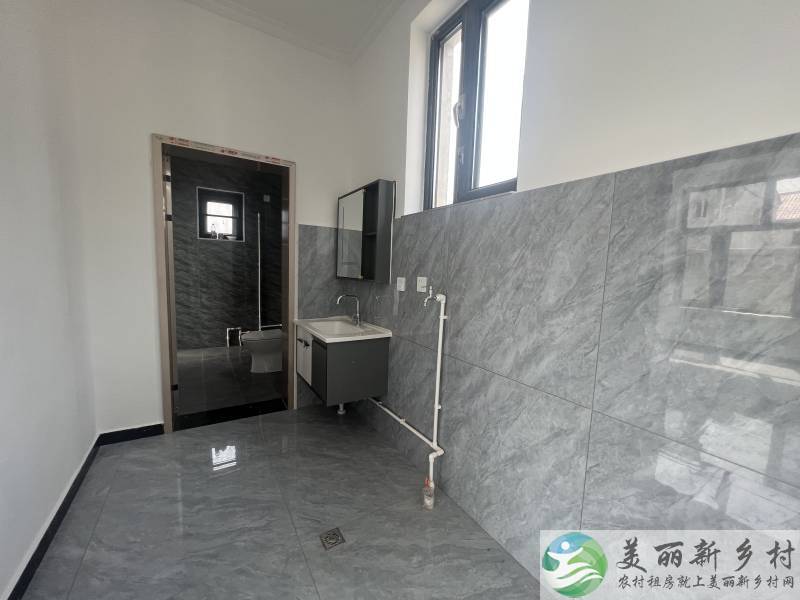李桥新房院子，四室一厅一卫，