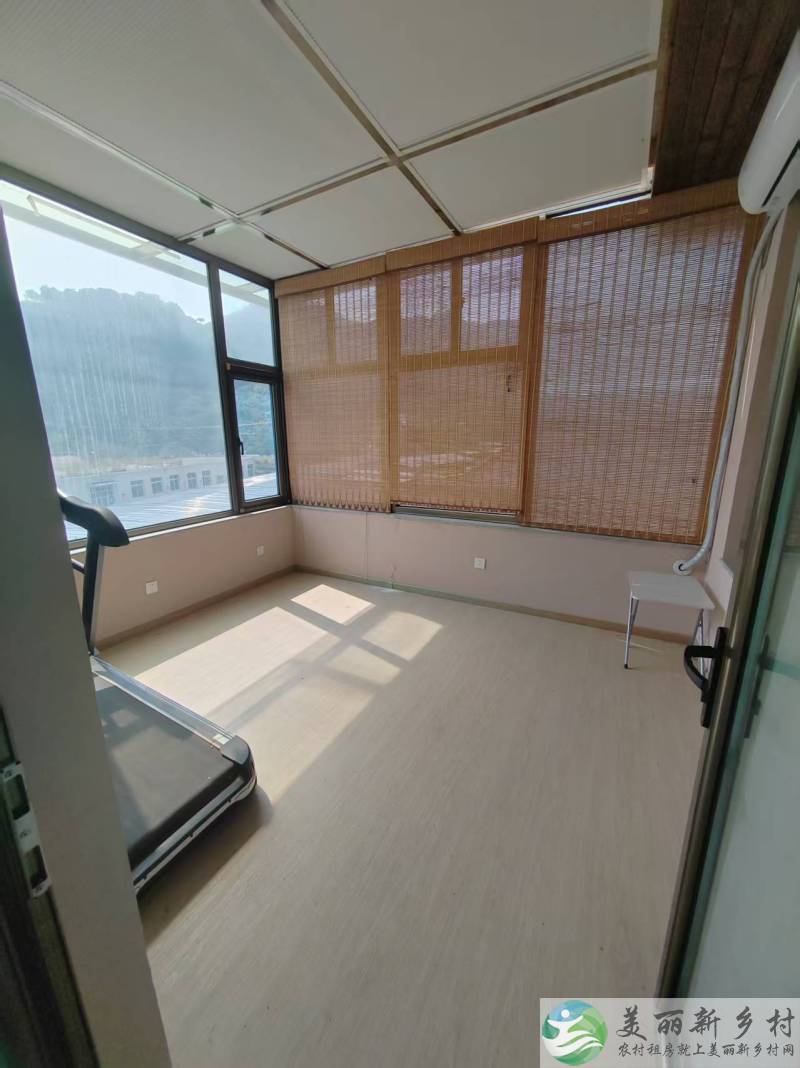 捡漏慕田峪板块独立把边二层楼民宿！可自住可经营！