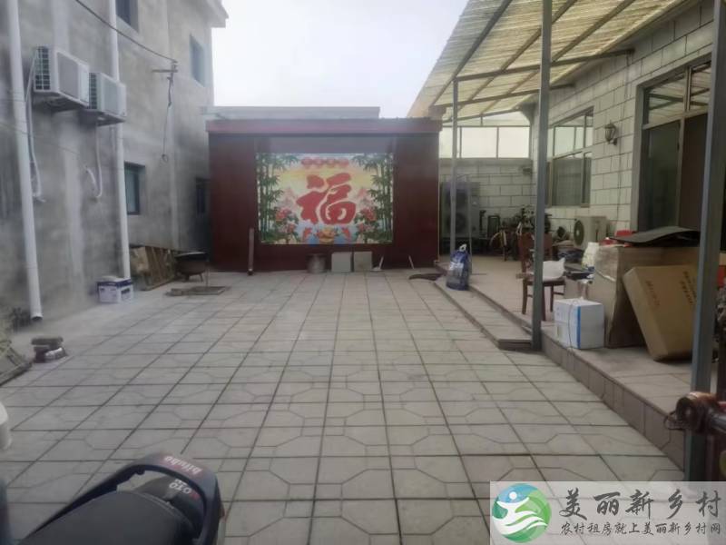 自家独门独院出租，三室一厅一厨两卫