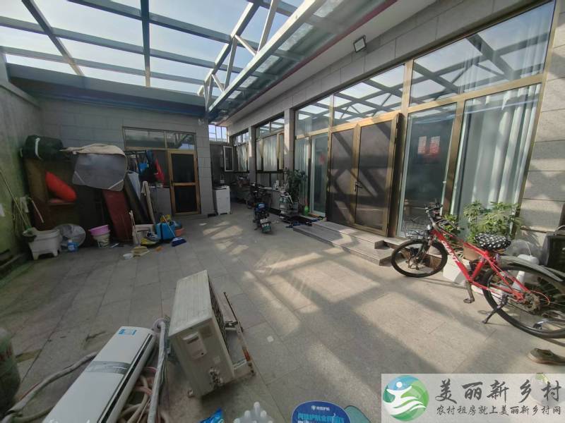 2.5公里上京平！门前开阔无遮挡独立把边！南北通透精装四居小院