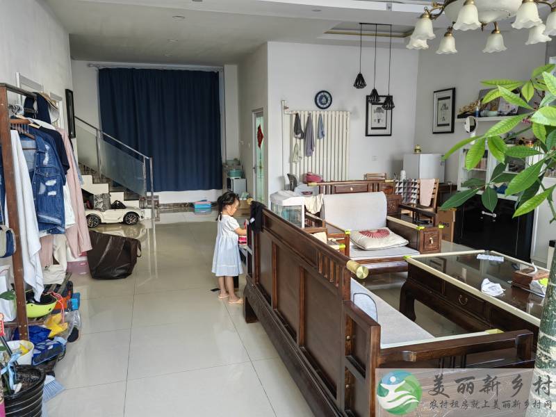李家桥村独栋二层小楼