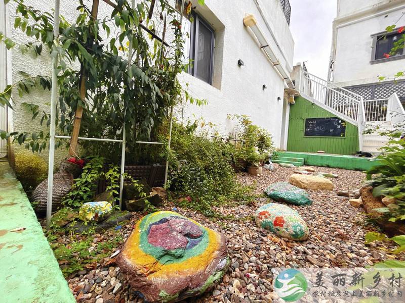 北京怀柔黄花城水长城景区艺术家四居院子，超大观景露台，院后15分钟上长城，院前有青山绿水