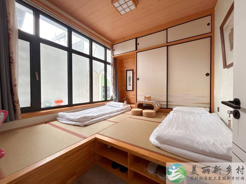 北京怀柔黄花城水长城景区艺术家四居院子，超大观景露台，院后15分钟上长城，院前有青山绿水