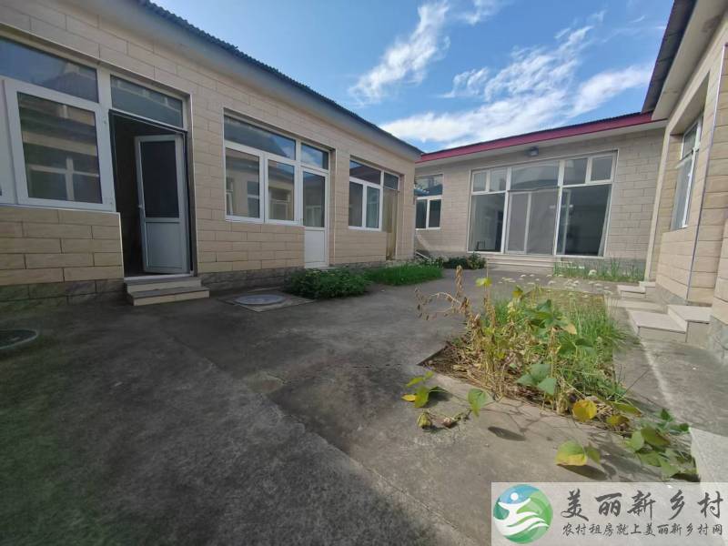 京平边民俗村首现超大三合院，带独立车库