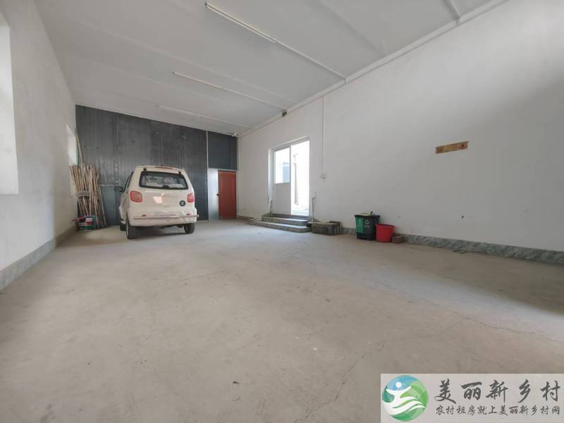 京平边民俗村首现超大三合院，带独立车库