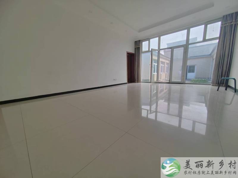 京平边民俗村首现超大三合院，带独立车库