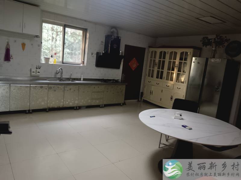 西集镇平房出租