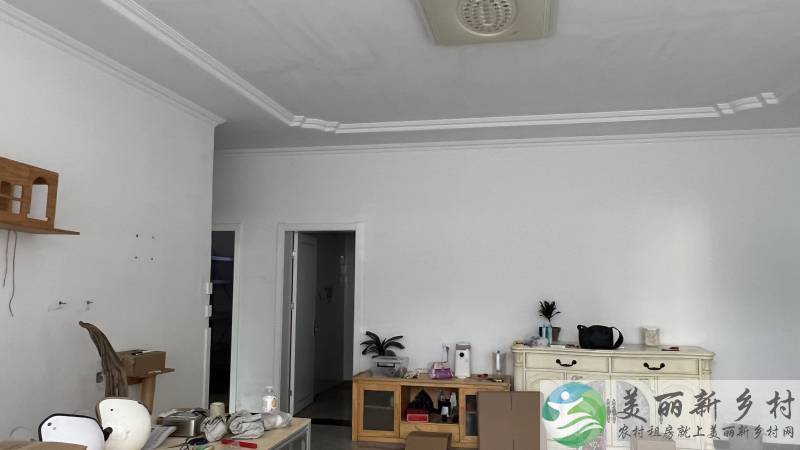顺义北务镇休闲村边小院-五室两厅四卫门口车场/近高速