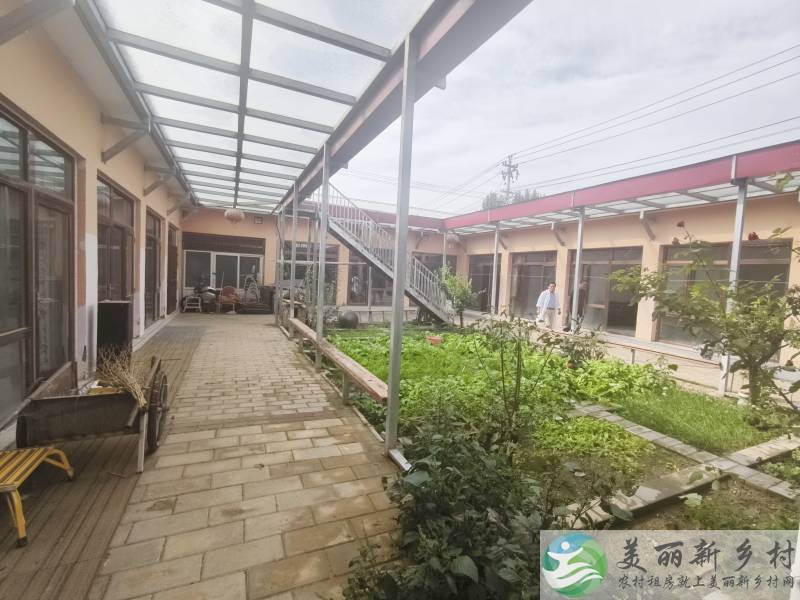 顺义赵全营~十室五厅五卫，四合院适合办公。