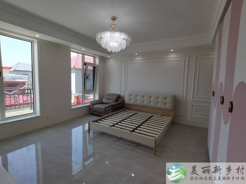 北京顺义区李桥镇苏庄村二层自建轻法式精装新房中央空调地暖品牌家具水电齐带小院拎包入住出租