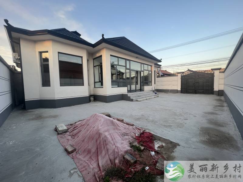 李遂新房，4室两厅，车能进院