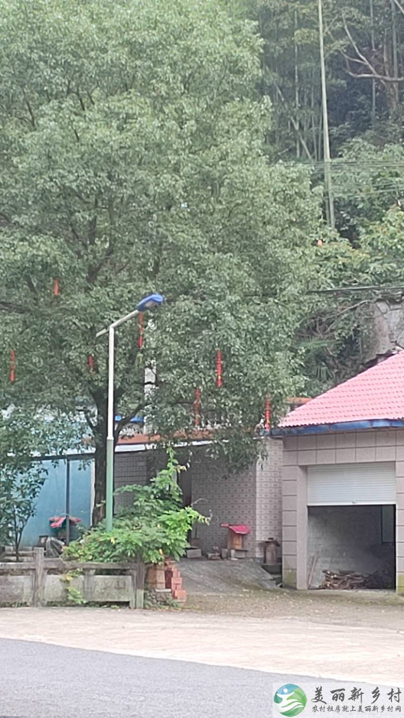 兰溪市马涧镇山峰村自建房出租