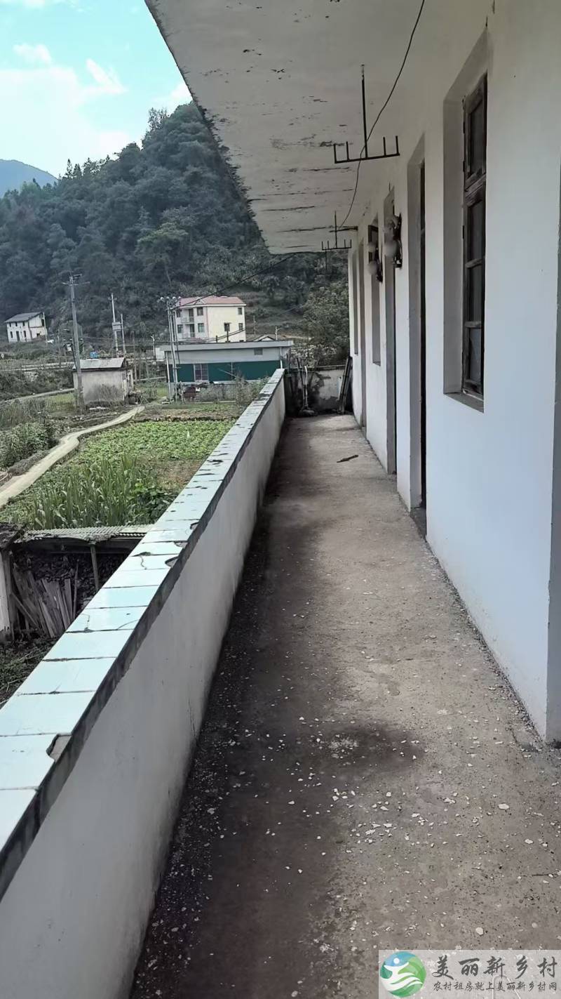 淳安县枫树岭镇铜山村余村48号