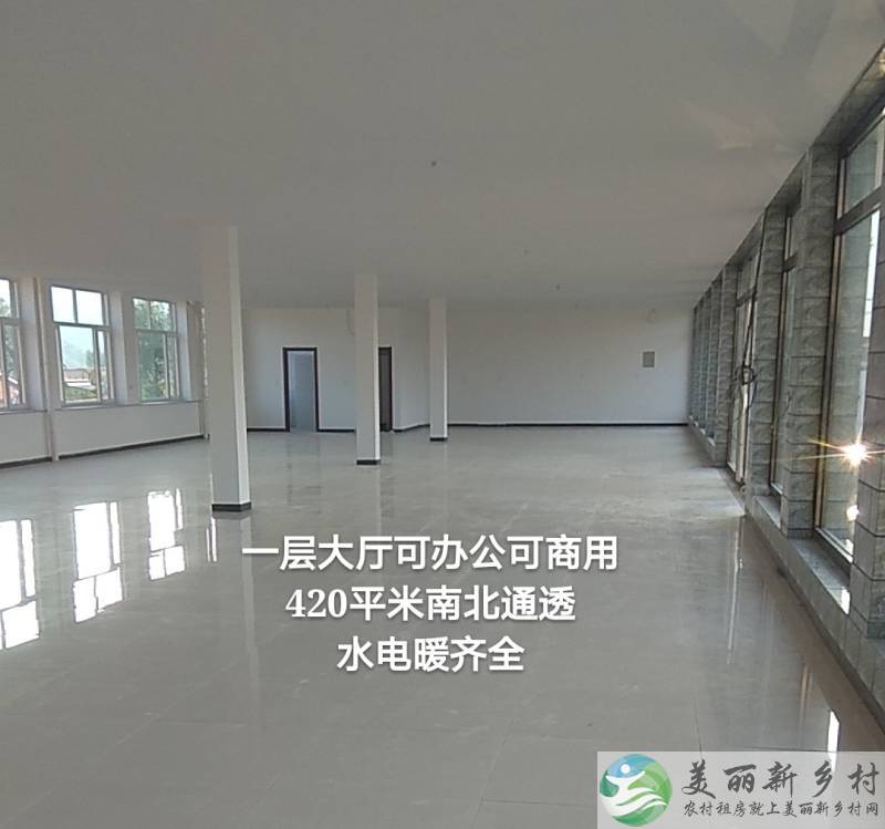 虎什哈镇1200平米临街底商