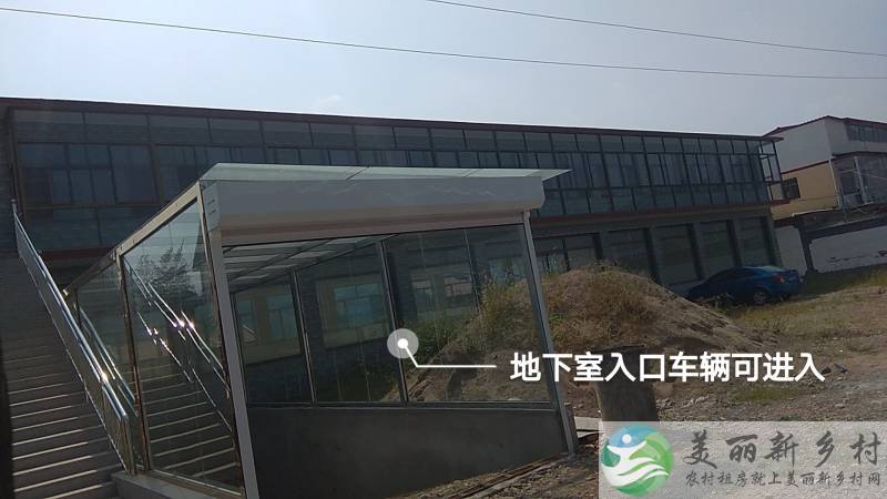 虎什哈镇1200平米临街底商
