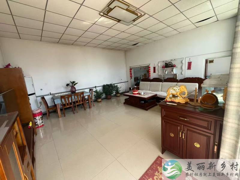 南口镇前桃洼村大院房出租