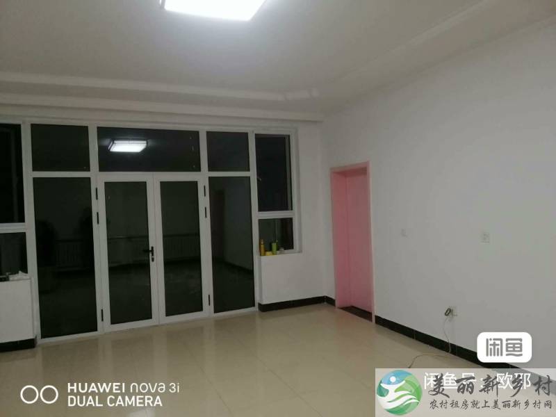 北京市顺义区李桥镇官庄村，自家房子出租，停车方便，也可以当做库房，油菜地