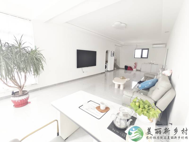 顺义赵全营~楼房260平4室两卫。邻村边