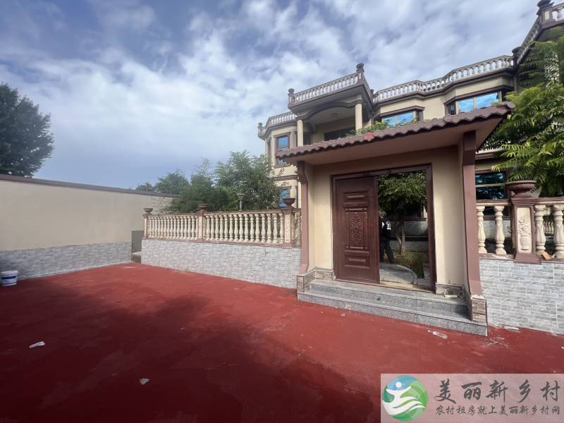 李遂有车位，带家具，价格不高