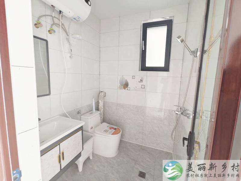 顺义高丽营~5室三卫，门口好停车。