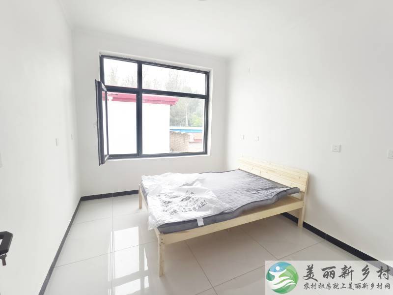 顺义高丽营~5室三卫，门口好停车。
